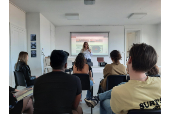 COULIDOOR - Formation et enseignement - Salle de presse - Amsterdam Communication